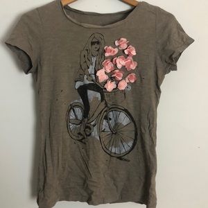 ⭐️3/15 Old navy tee